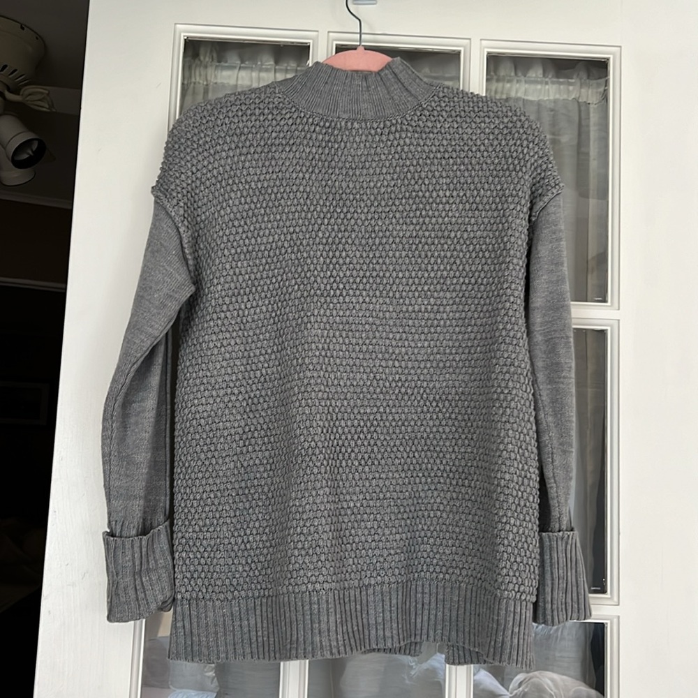 Sweater - Picture 6 of 6